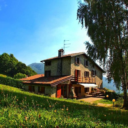 Casa Vacanza Pratolungo Villa Zogno Exterior photo