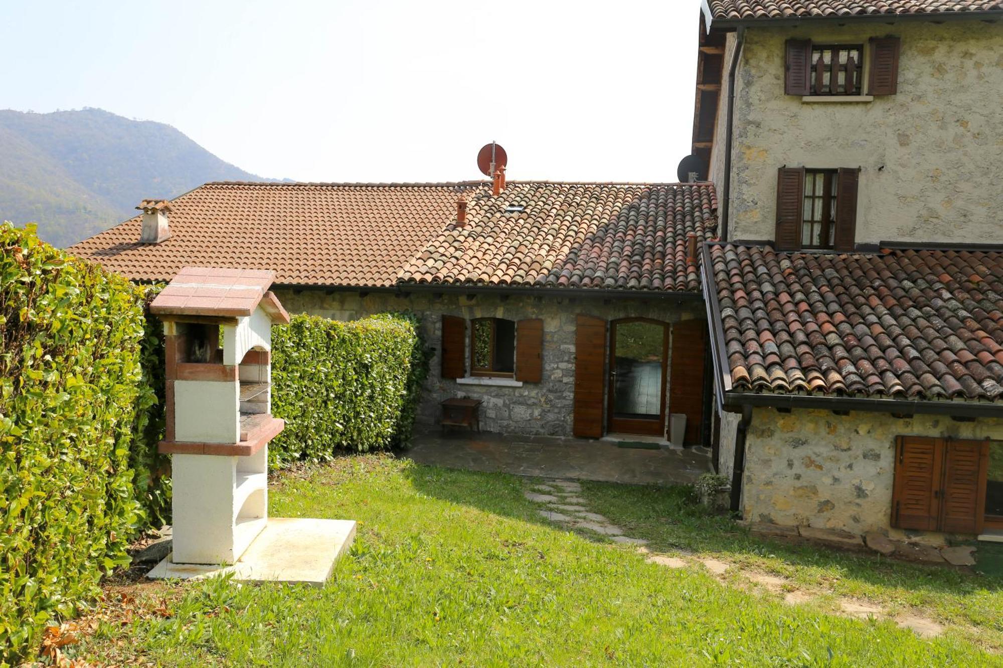 Casa Vacanza Pratolungo Villa Zogno Exterior photo